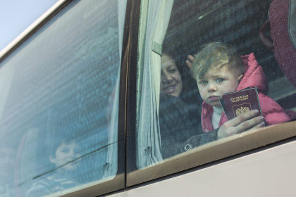 Самолет МЧС вывез из Сирии 89 граждан РФ и СНГ