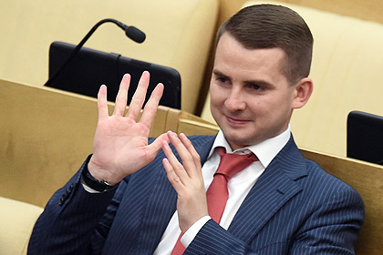 ЛДПР научит Дещицу дипломатическому этикету