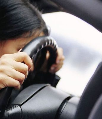 Возвращавшаяся с отдыха в Хакасии семья пострадала в ДТП из-за высоких цен на ночлег