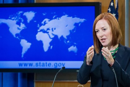 Псаки объяснила обвал курса рубля