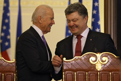 Порошенко поблагодарил США за экономическую блокаду Крыма