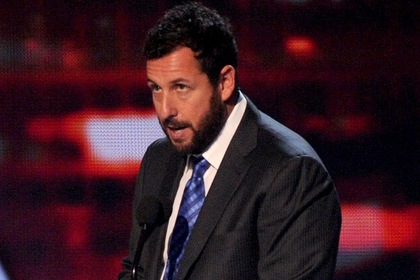 Forbes назвал Адама Сэндлера самым переоцененным актером года