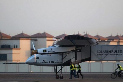 Самолет на солнечных батареях совершит кругосветный полет