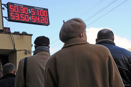 Доллар подрос до 50 рублей в ходе прямой линии президента