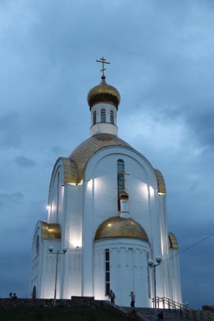 На Храме святого Даниила Ачинского установили архитектурную подсветку