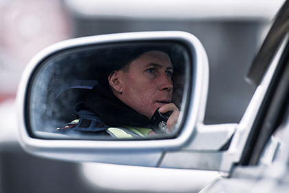 Полиция в России сможет глушить двигатель преследуемого автомобиля