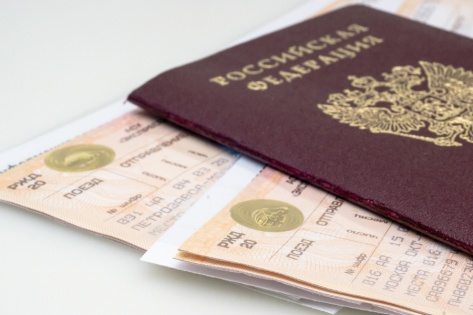 многодетные семьи и пенсионеры смогут сэкономить на поездках в электричке