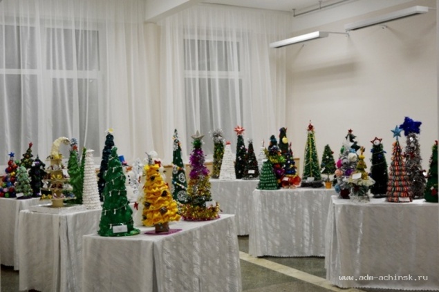 Состоялось награждение победителей городского конкурса «Ёлки – иголки -2016»