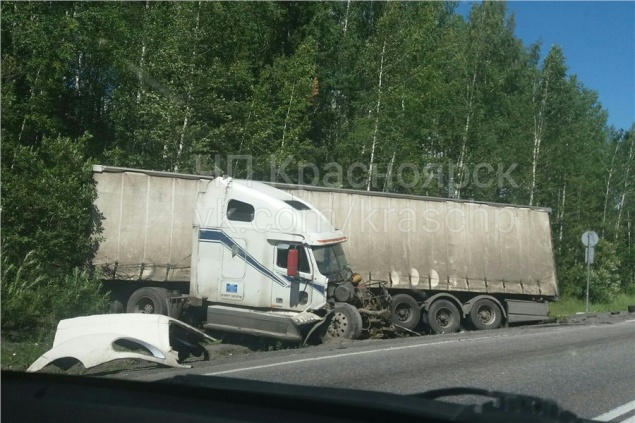 В авариях на трассах края пострадали несколько человек