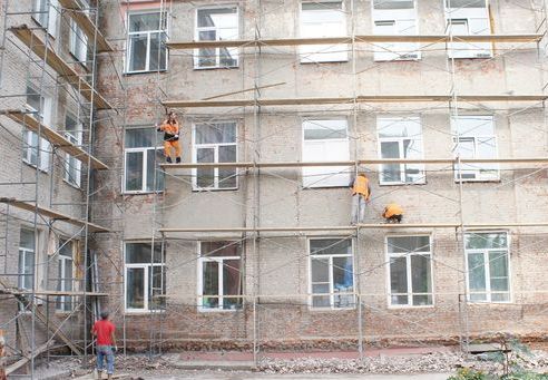 Ачинская школа №8 под постоянным контролем депутатов