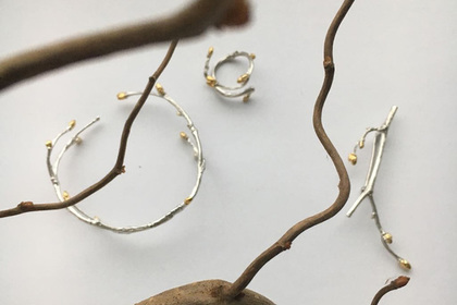 Российский бренд превратил ветки в украшения