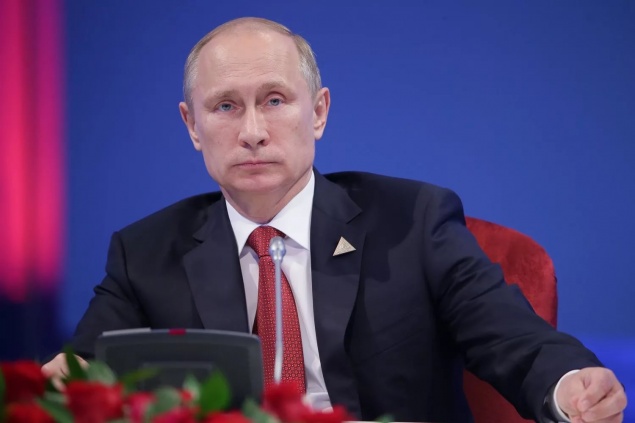 Путина уличили в клонировании губернаторов