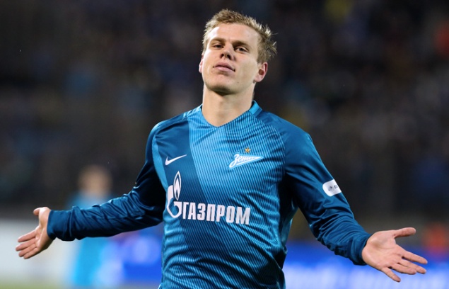 Кокорин не забил с метра в пустые ворота