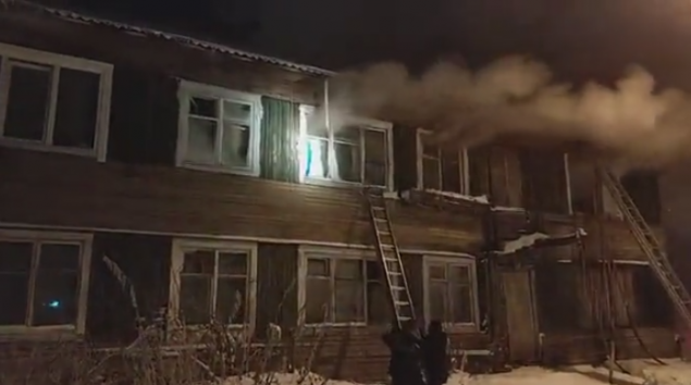 Следователи возбудили дело после гибели семьи на пожаре в Лесосибирске