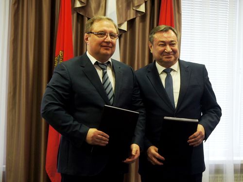 Первые в Красноярском крае: РУСАЛ и Ачинск подписали соглашение о социально-экономическом сотрудничестве на 2018 год