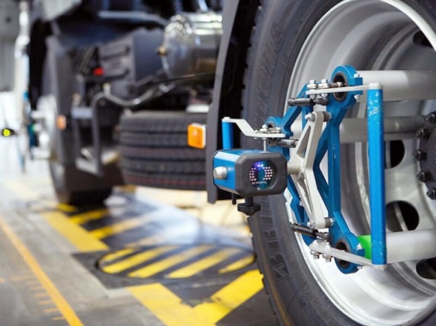 Когда надо делать регулировку развала-схождения колес?