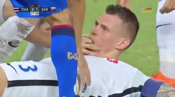 Бывший защитник «Зенита» проглотил язык после удара мячом