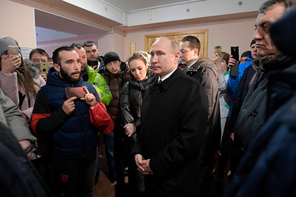 Путин призвал пресечь вбросы через соцсети