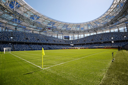 Россиян попросили строить стадион для чемпионата мира за еду