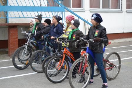 В школе № 16 учатся лучшие юные инспекторы дорожного движения Ачинска