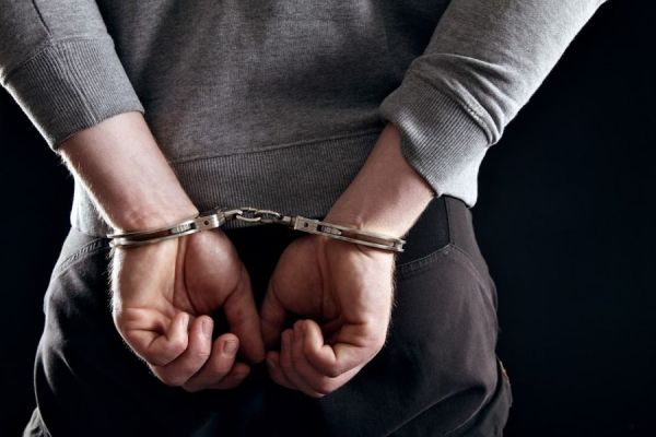 В Красноярске женатый мужчина делился с соседями порнографией и попал в колонию на 3,5 года