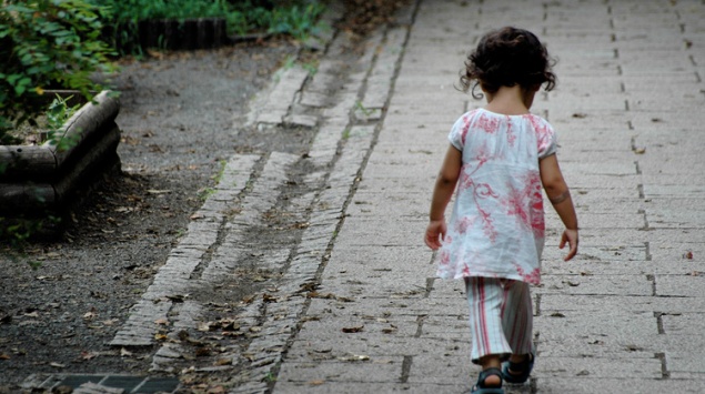 В Ачинске двухлетний ребёнок ушёл из дома