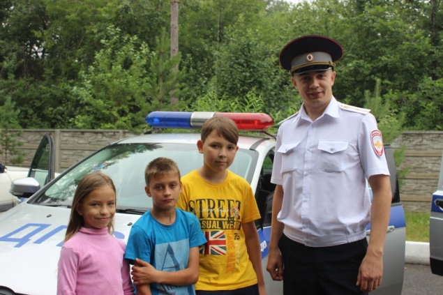 В Ачинске полицейские в рамках летней оздоровительной компании продолжают проведение профориентационных мероприятий для подростков