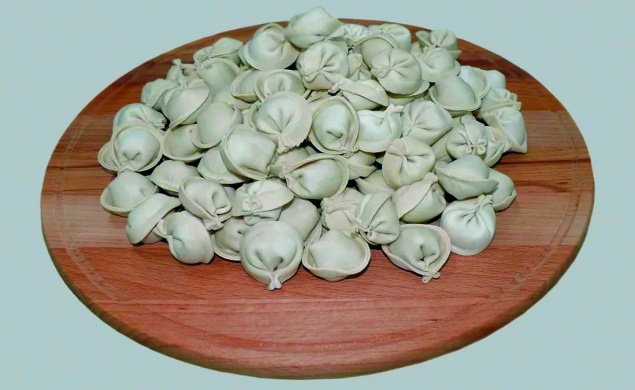 В магазине Лесосибирска нашли крупную партию опасных пельменей и котлет