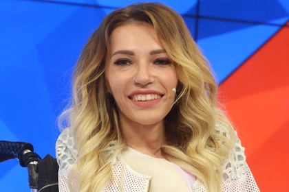 Самойлова заявила об эмиграции из России