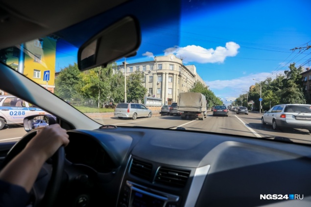 Красноярский край оказался на 12-м месте по числу машин в стране