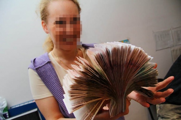 Сотрудница украла у банка более 9 миллионов рублей в Красноярском крае