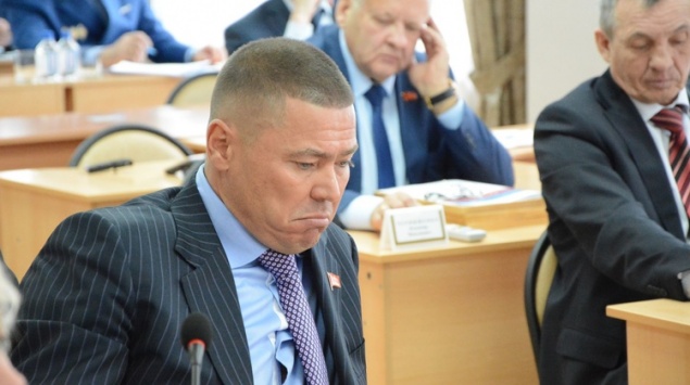 Краевая прокуратура выясняет, законно ли депутат Озереденко приобрел несколько дорогих авто