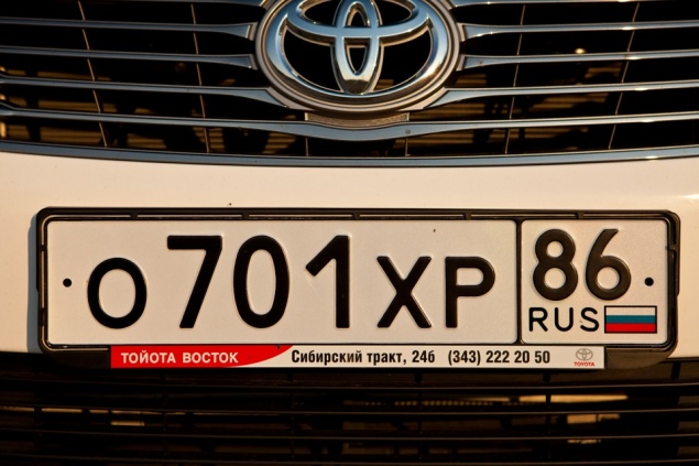 Владимир Путин лишил автоинспекторов права снимать номера с автомобилей