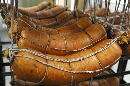 В «Докторской» колбасе не нашли кошек и бумагу