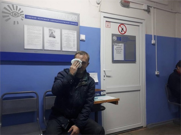 Под Красноярском неизвестные напали на депутата и плеснули ему в лицо химикатом