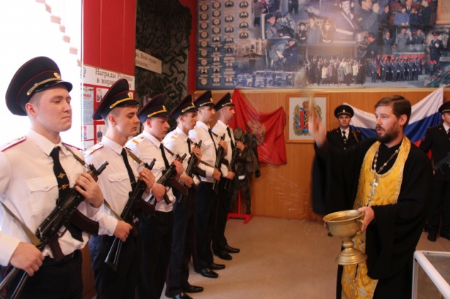 В Ачинске молодые полицейские приняли Присягу сотрудника органов внутренних дел Российской Федерации