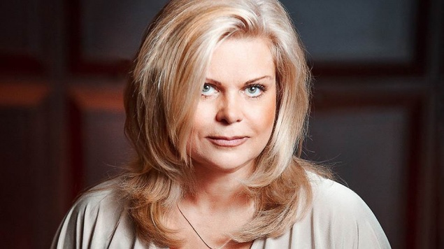 Экс-директора красноярской филармонии Юлию Кулакову решили оставить на свободе