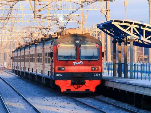 Дополнительный пригородный поезд назначен на направлении Ачинск - Лесосибирск