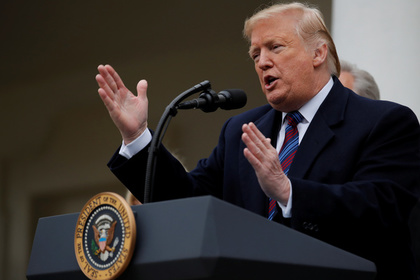 Трамп рассказал о новшестве стены на границе с Мексикой