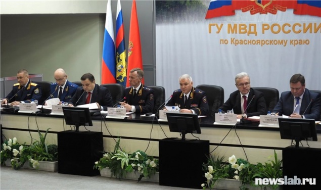 «Безопасность без ущерба для гостеприимства»: Александр Усс попросил силовиков не мешать гостям Универсиады