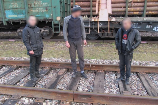 Снимали противоугонные пружины: в Красноярском крае раскрыли серию краж с ЖД путей