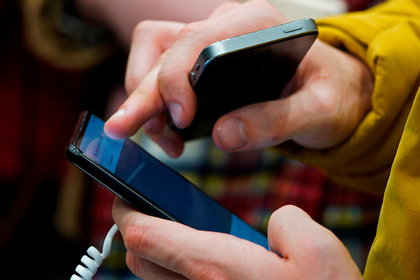 Россиян решили обложить налогом на смартфоны