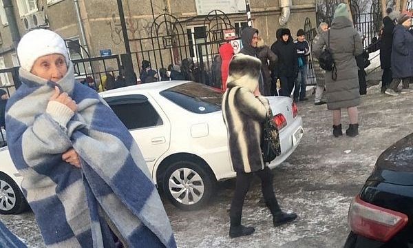 В Сибири полиция проверяет шквал сообщений о минировании школ и больниц