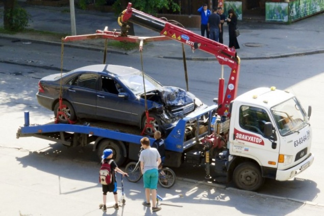 В Госдуме предложили штрафовать «гаишников» за составление протокола задним числом. А заодно и эвакуаторщиков