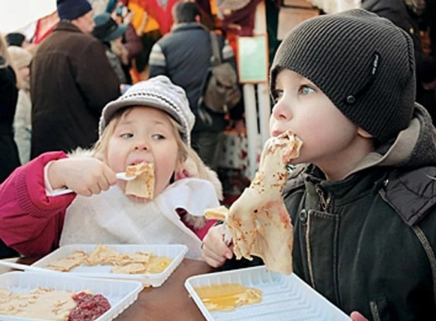 Во время масленичной недели 18,5 тысяч блинов купили жители Красноярского края