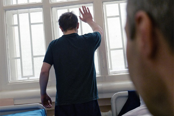 «Каждый третий россиянин — псих». Как и отчего в России сходят с ума