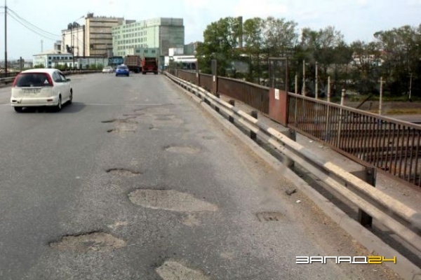 В Ачинске путепровод на улице 5 Июля отремонтируют за счёт краевой казны