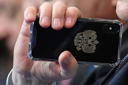 Россияне заподозрили чиновников в занижении доходов