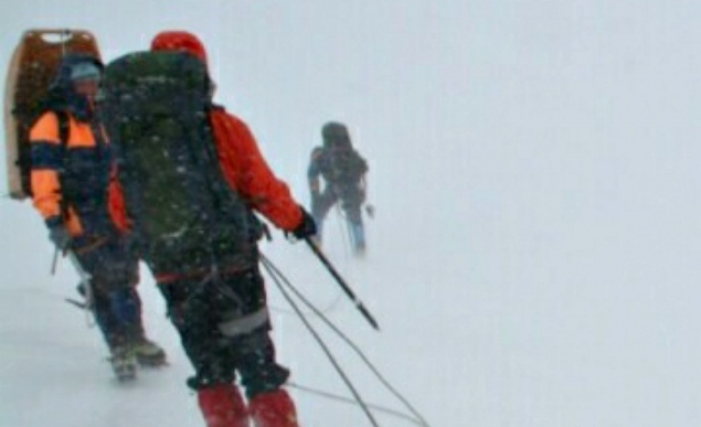 Спасатели приостановили поиски новосибирских туристов, попавших под лавину на Алтае