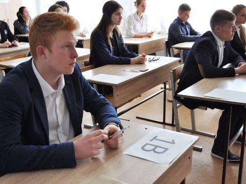 Сегодня в Ачинске стартует пора итоговых выпускных экзаменов